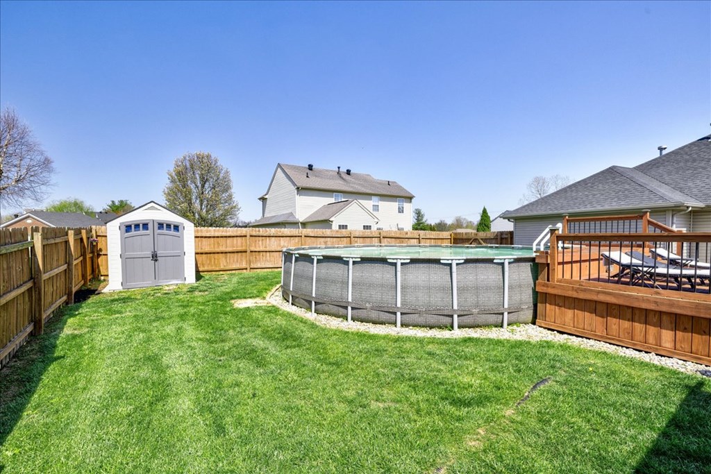 2009 Meadow Grass Creek, Owensboro, Kentucky 42303, 3 Bedrooms Bedrooms, ,2 BathroomsBathrooms,Single Family Residence,For Sale,Meadow Grass Creek,86661