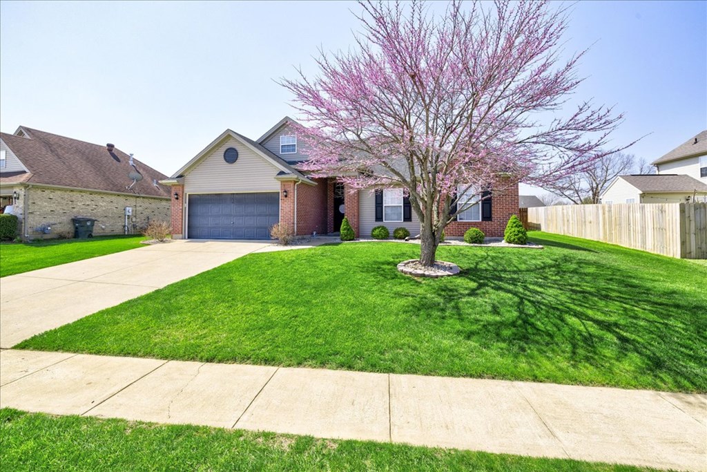 2009 Meadow Grass Creek, Owensboro, Kentucky 42303, 3 Bedrooms Bedrooms, ,2 BathroomsBathrooms,Single Family Residence,For Sale,Meadow Grass Creek,86661