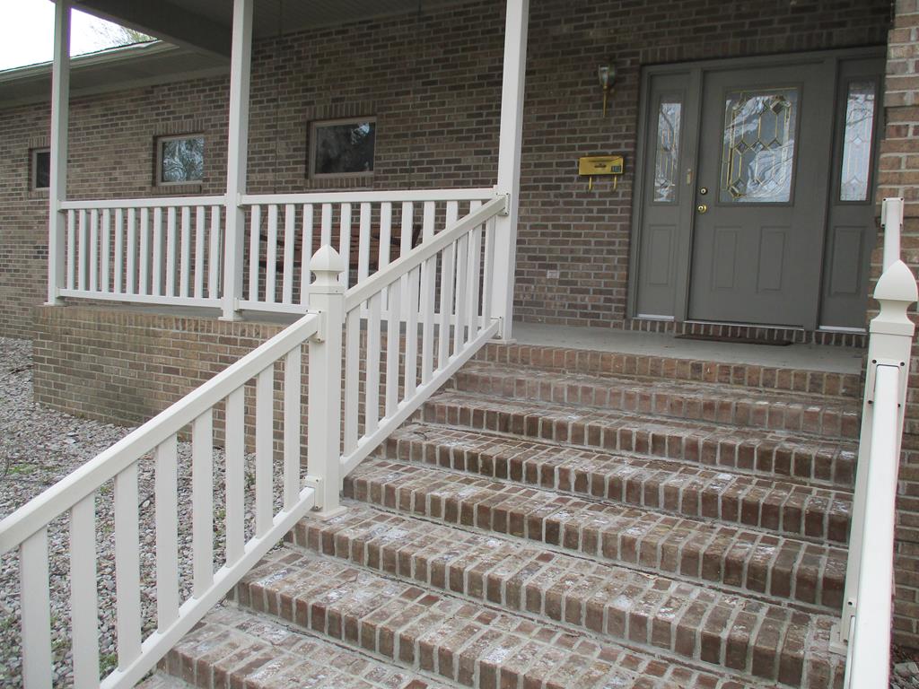 302 Center Street, Rockport, IN, Indiana 47635, 3 Bedrooms Bedrooms, ,3 BathroomsBathrooms,Single Family Residence,For Sale,Center Street,86701