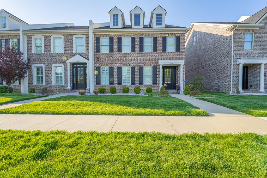 1059 Hill Avenue, Owensboro, Kentucky 42301, 4 Bedrooms Bedrooms, ,3 BathroomsBathrooms,Single Family Residence,For Sale,Hill Avenue,86718