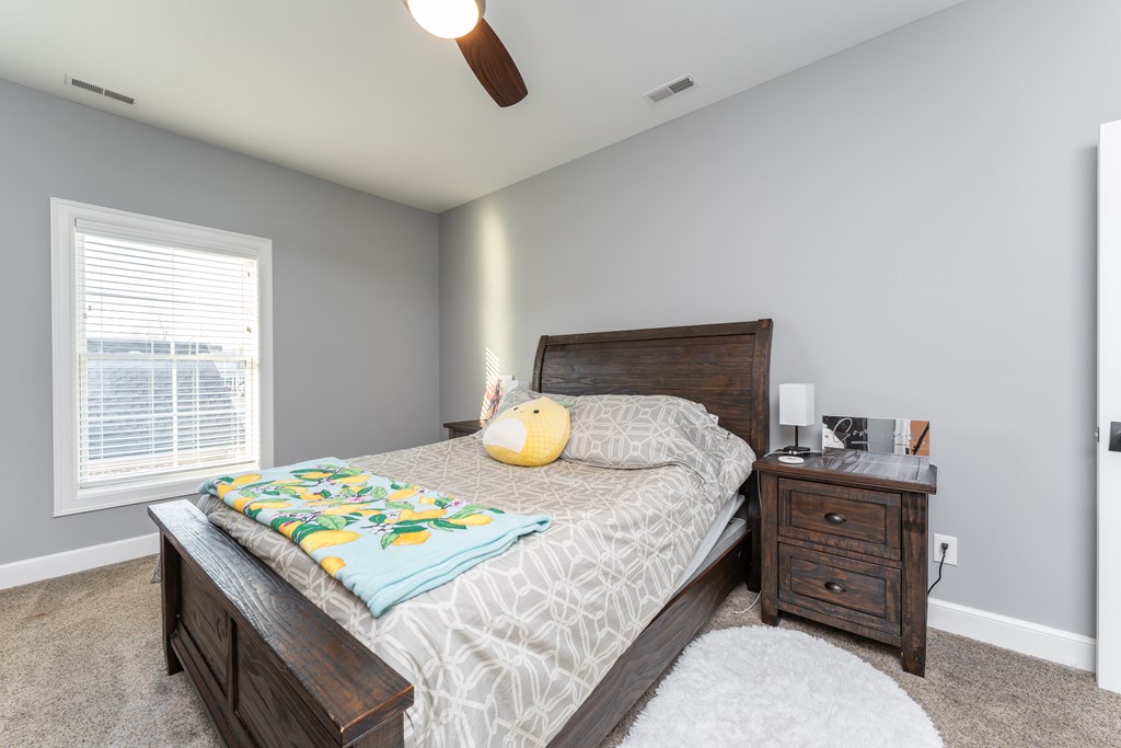 1059 Hill Avenue, Owensboro, Kentucky 42301, 4 Bedrooms Bedrooms, ,3 BathroomsBathrooms,Single Family Residence,For Sale,Hill Avenue,86718