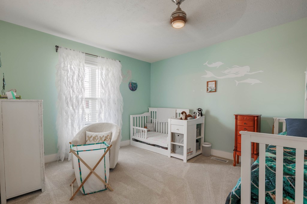 338 Hill Avenue, Owensboro, Kentucky 42301, 2 Bedrooms Bedrooms, ,2 BathroomsBathrooms,Single Family Residence,For Sale,Hill Avenue,86720