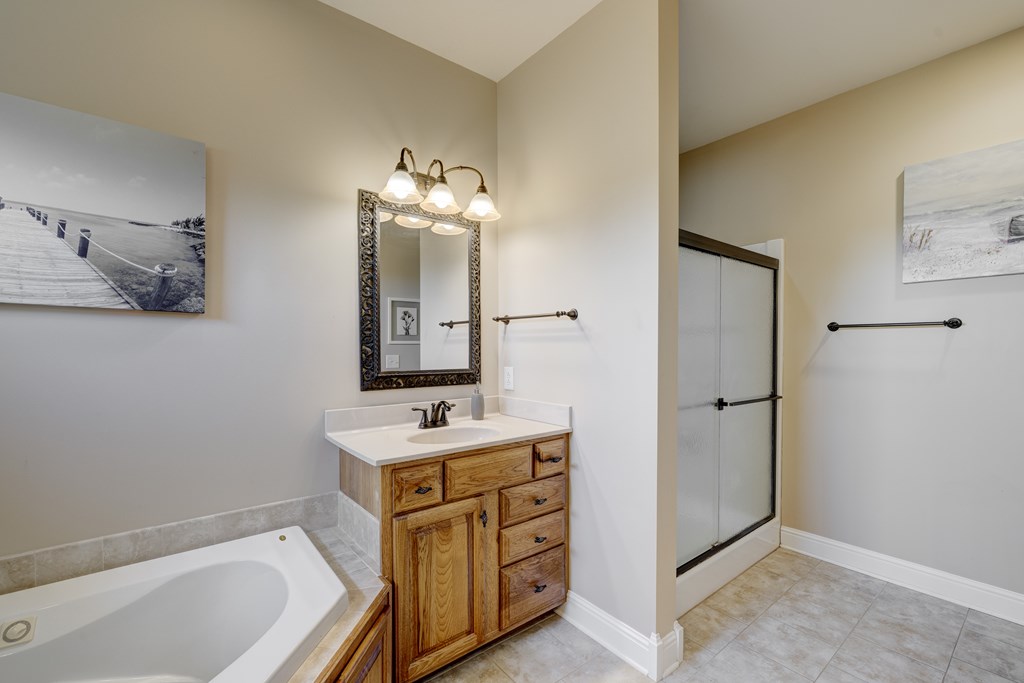4507 INDIAN CREEK LOOP, Owensboro, Kentucky 42303, 5 Bedrooms Bedrooms, ,3 BathroomsBathrooms,Single Family Residence,For Sale,INDIAN CREEK LOOP,86750