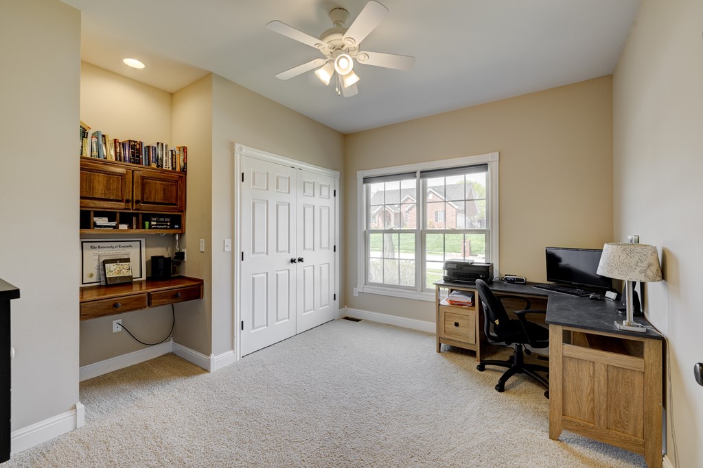 4507 INDIAN CREEK LOOP, Owensboro, Kentucky 42303, 5 Bedrooms Bedrooms, ,3 BathroomsBathrooms,Single Family Residence,For Sale,INDIAN CREEK LOOP,86750