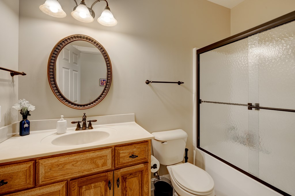 4507 INDIAN CREEK LOOP, Owensboro, Kentucky 42303, 5 Bedrooms Bedrooms, ,3 BathroomsBathrooms,Single Family Residence,For Sale,INDIAN CREEK LOOP,86750