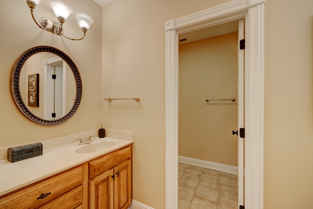 4507 INDIAN CREEK LOOP, Owensboro, Kentucky 42303, 5 Bedrooms Bedrooms, ,3 BathroomsBathrooms,Single Family Residence,For Sale,INDIAN CREEK LOOP,86750