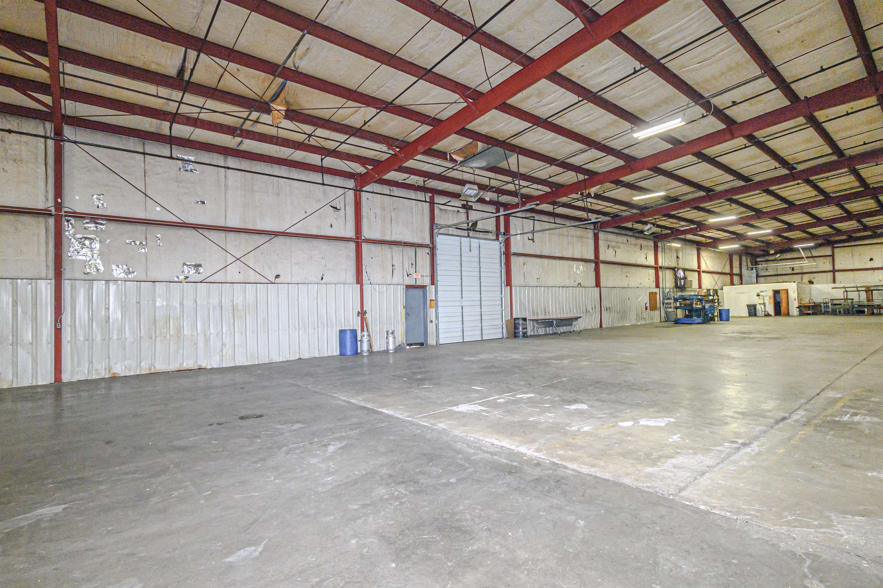 2700 Warehouse Rd, Owensboro, Kentucky 42301, ,Industrial,For Sale,Warehouse Rd,86825
