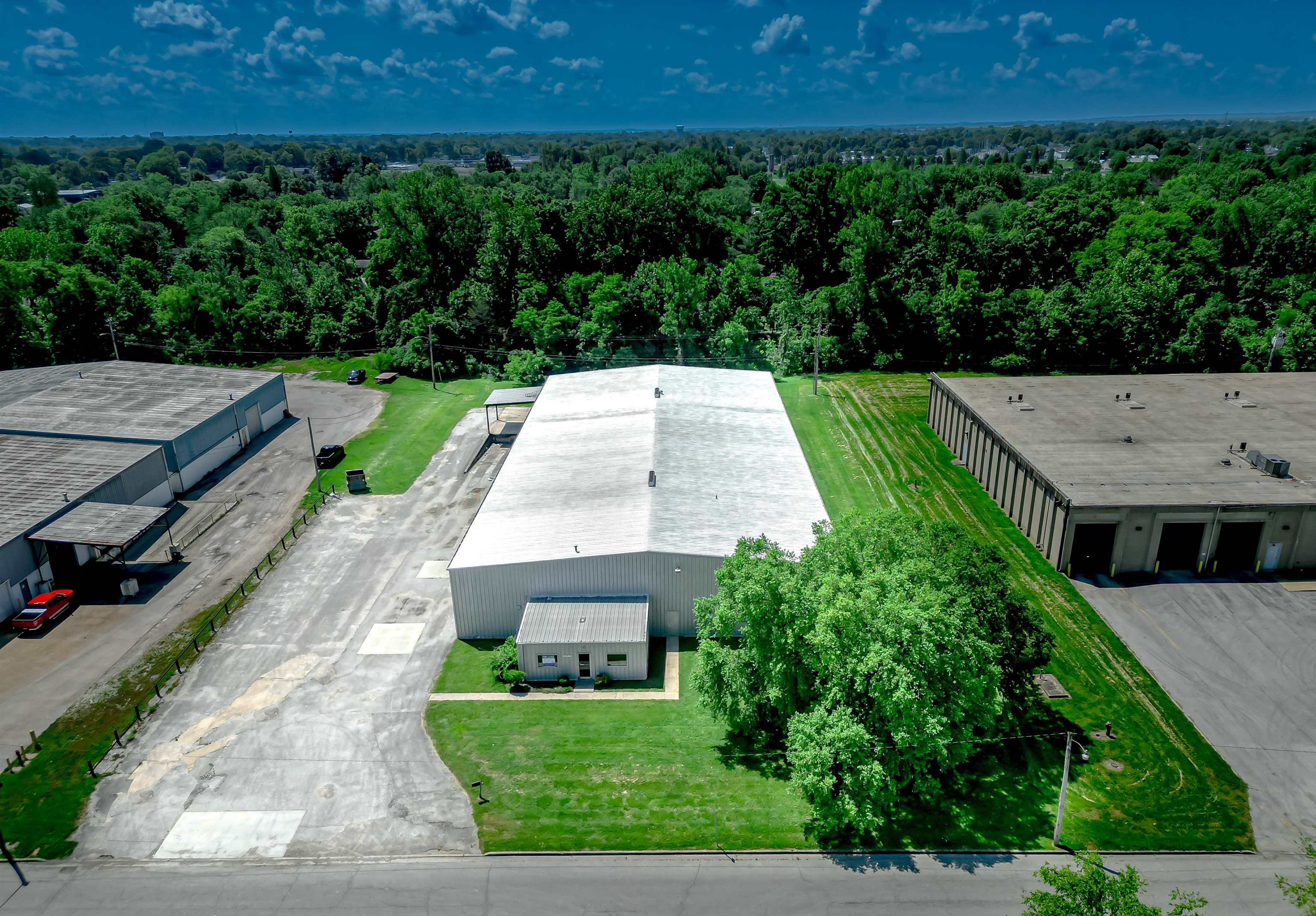 2700 Warehouse Rd, Owensboro, Kentucky 42301, ,Industrial,For Sale,Warehouse Rd,86825