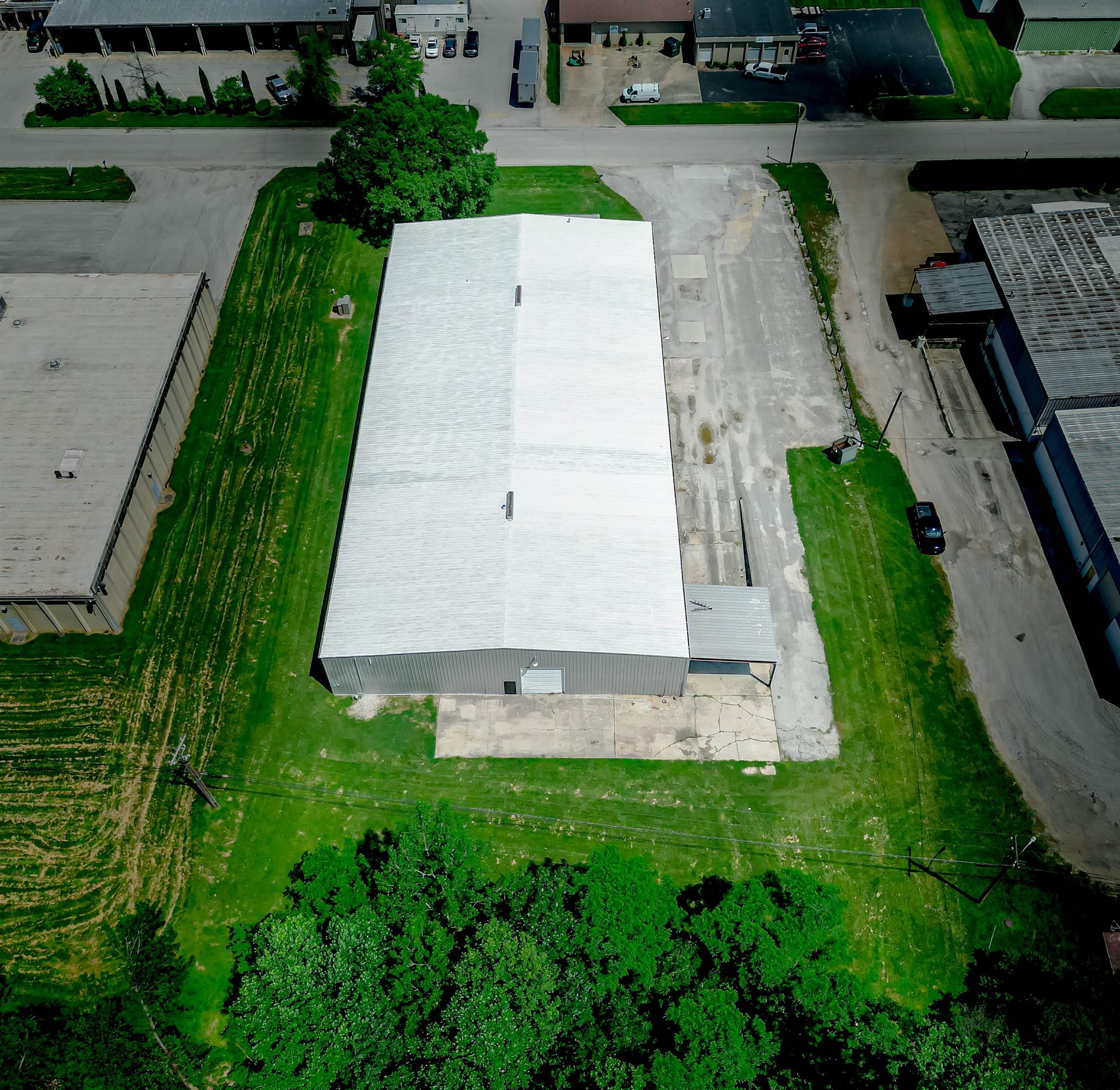 2700 Warehouse Rd, Owensboro, Kentucky 42301, ,Industrial,For Sale,Warehouse Rd,86825