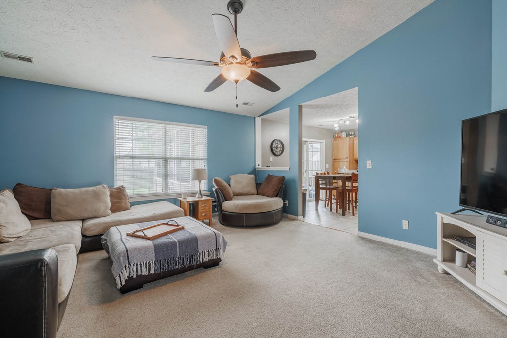 2319 Tradition Avenue, Owensboro, Kentucky 42301, 3 Bedrooms Bedrooms, ,2 BathroomsBathrooms,Single Family Residence,For Sale,Tradition Avenue,86858