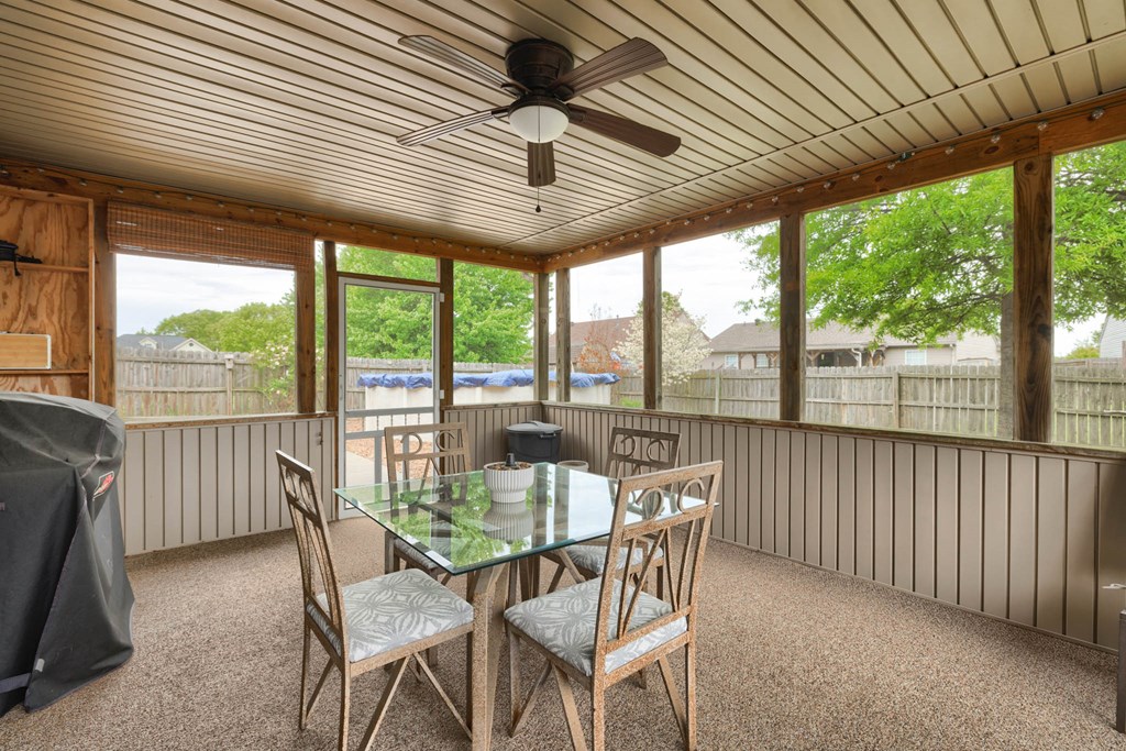 2319 Tradition Avenue, Owensboro, Kentucky 42301, 3 Bedrooms Bedrooms, ,2 BathroomsBathrooms,Single Family Residence,For Sale,Tradition Avenue,86858