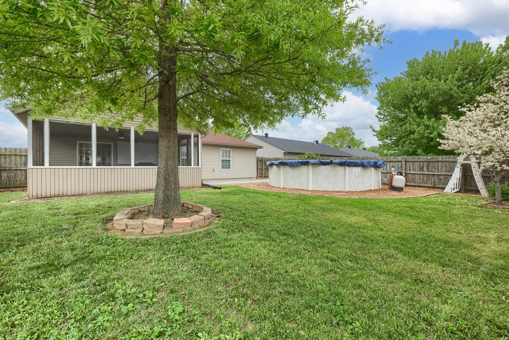 2319 Tradition Avenue, Owensboro, Kentucky 42301, 3 Bedrooms Bedrooms, ,2 BathroomsBathrooms,Single Family Residence,For Sale,Tradition Avenue,86858
