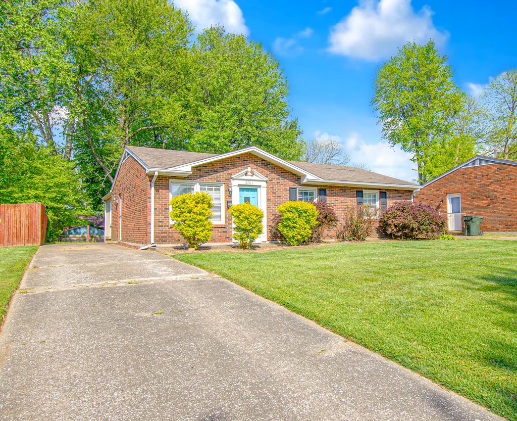 2701 Redford Drive, Owensboro, Kentucky 42303, 3 Bedrooms Bedrooms, ,1 BathroomBathrooms,Single Family Residence,For Sale,Redford Drive,86861