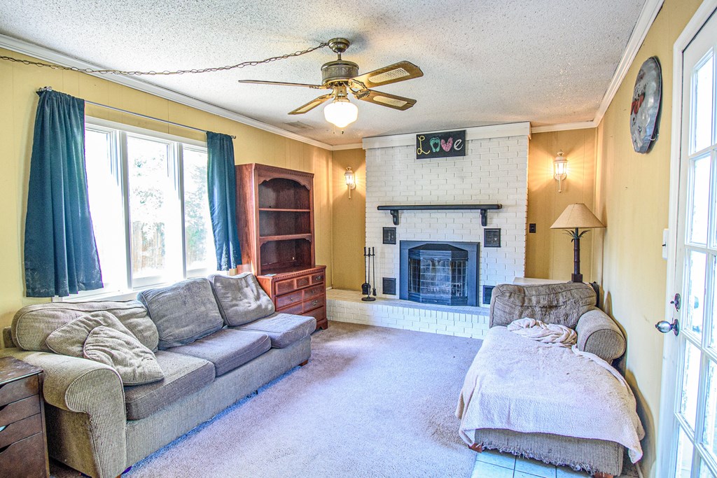 2701 Redford Drive, Owensboro, Kentucky 42303, 3 Bedrooms Bedrooms, ,1 BathroomBathrooms,Single Family Residence,For Sale,Redford Drive,86861