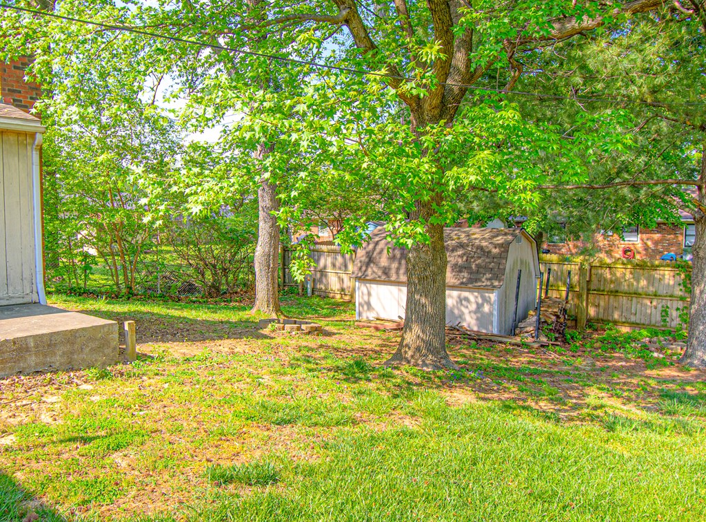 2701 Redford Drive, Owensboro, Kentucky 42303, 3 Bedrooms Bedrooms, ,1 BathroomBathrooms,Single Family Residence,For Sale,Redford Drive,86861