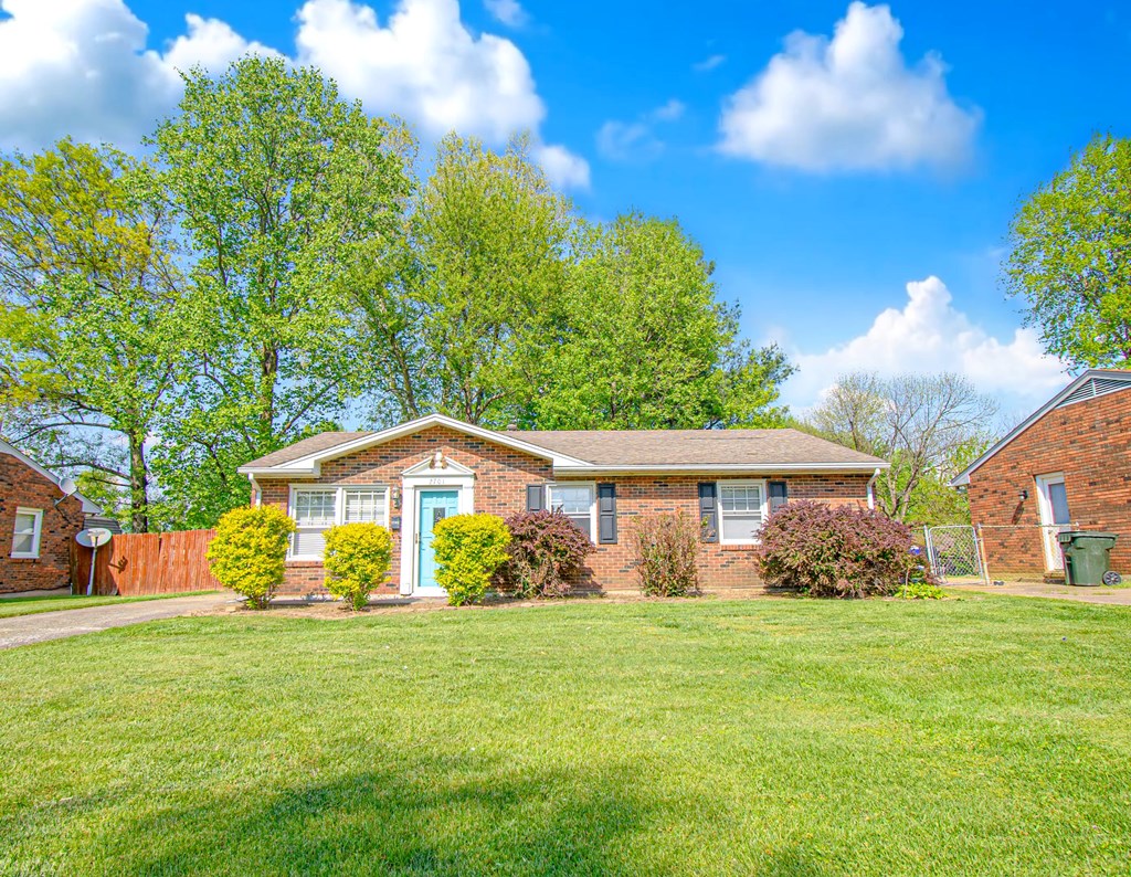 2701 Redford Drive, Owensboro, Kentucky 42303, 3 Bedrooms Bedrooms, ,1 BathroomBathrooms,Single Family Residence,For Sale,Redford Drive,86861