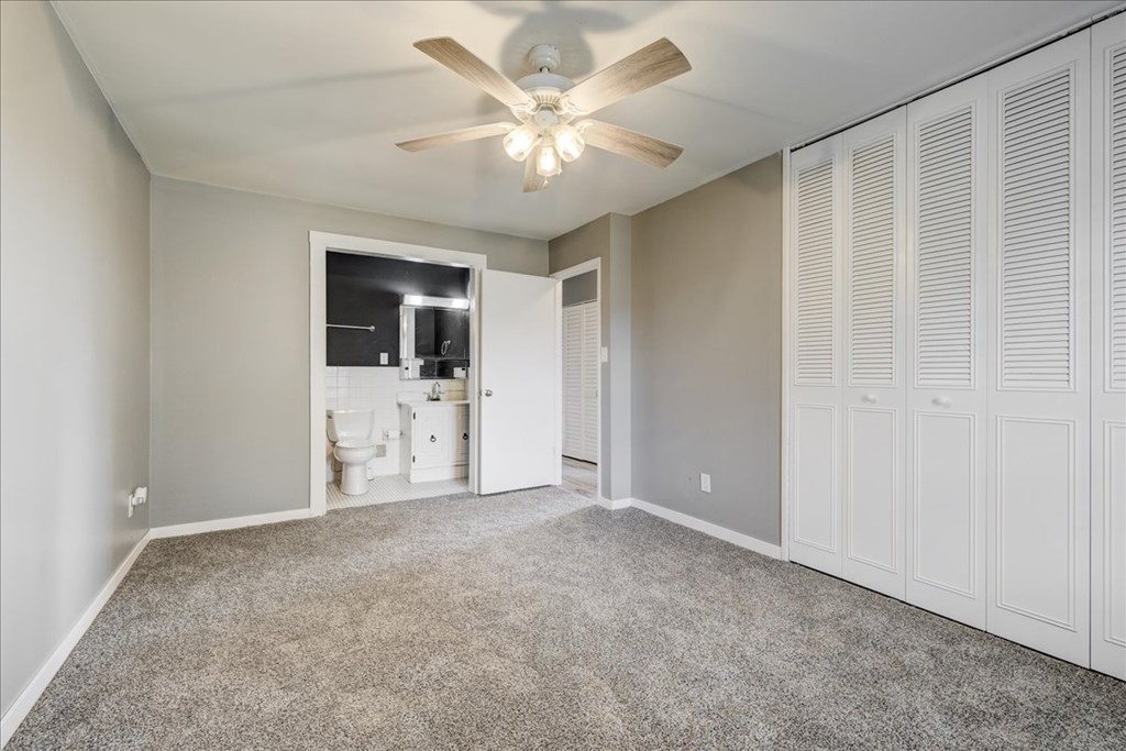 2601 W Middleground Dr, Owensboro, Kentucky 42301, 3 Bedrooms Bedrooms, ,2 BathroomsBathrooms,Single Family Residence,For Sale,W Middleground Dr,86896