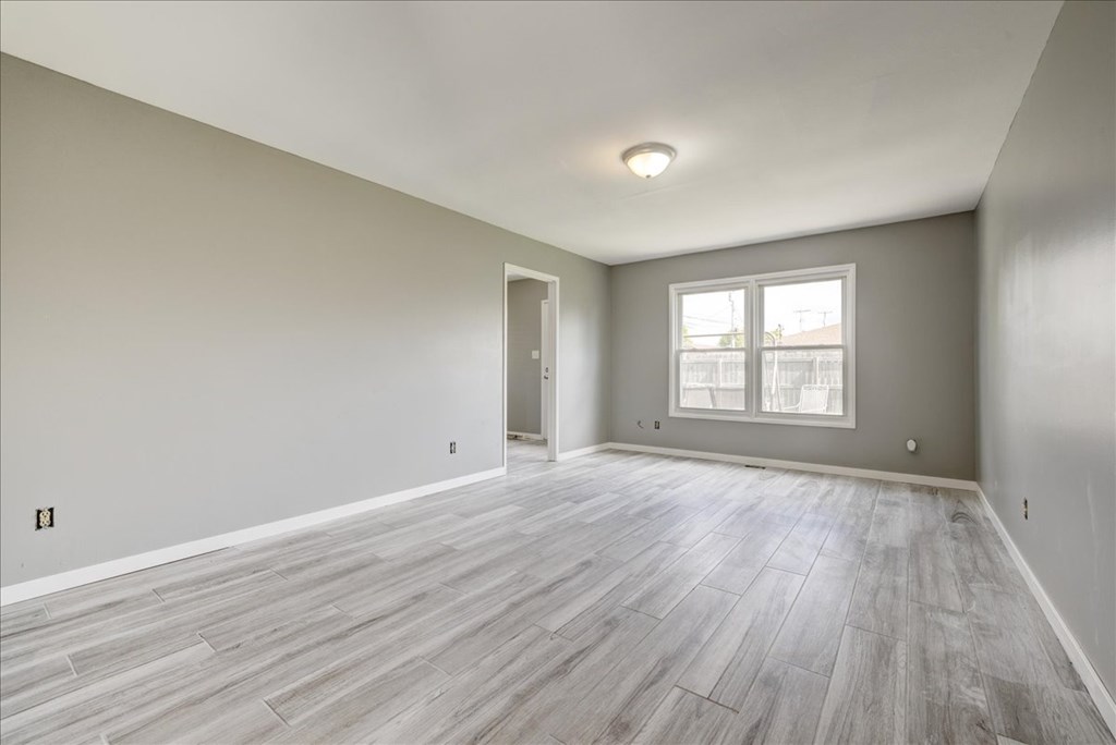 2601 W Middleground Dr, Owensboro, Kentucky 42301, 3 Bedrooms Bedrooms, ,2 BathroomsBathrooms,Single Family Residence,For Sale,W Middleground Dr,86896