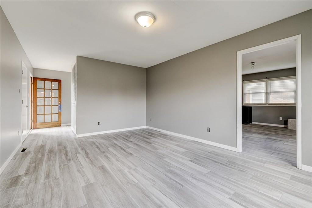 2601 W Middleground Dr, Owensboro, Kentucky 42301, 3 Bedrooms Bedrooms, ,2 BathroomsBathrooms,Single Family Residence,For Sale,W Middleground Dr,86896