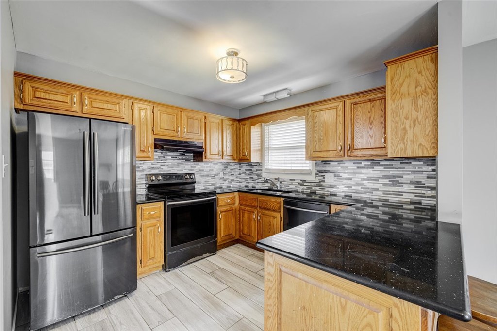 2601 W Middleground Dr, Owensboro, Kentucky 42301, 3 Bedrooms Bedrooms, ,2 BathroomsBathrooms,Single Family Residence,For Sale,W Middleground Dr,86896