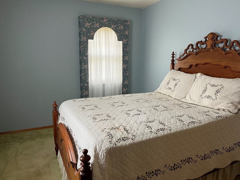 2304 Reigh Count Dr., Owensboro, Kentucky 42301, 4 Bedrooms Bedrooms, ,2 BathroomsBathrooms,Single Family Residence,For Sale,Reigh Count Dr.,86898