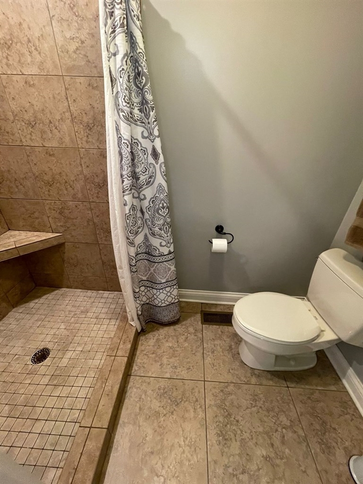 5360 Willow Brook Loop, Owensboro, Kentucky 42301, 3 Bedrooms Bedrooms, ,2 BathroomsBathrooms,Single Family Residence,For Sale,Willow Brook Loop,86904