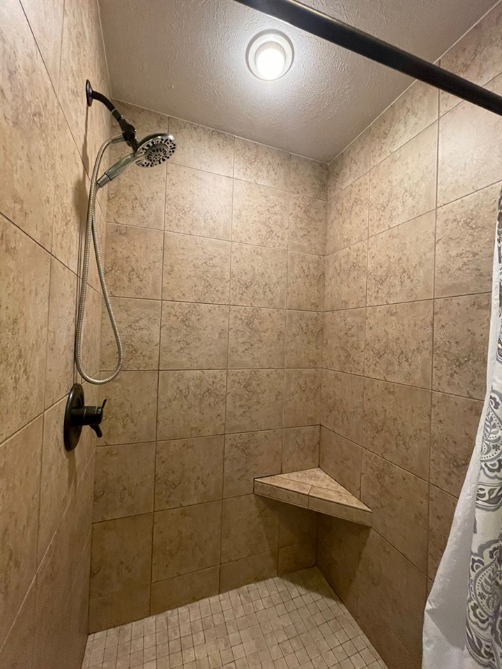 5360 Willow Brook Loop, Owensboro, Kentucky 42301, 3 Bedrooms Bedrooms, ,2 BathroomsBathrooms,Single Family Residence,For Sale,Willow Brook Loop,86904