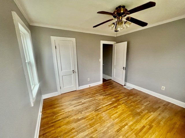 1407 West 3rd Street, Owensboro, Kentucky 42301, 2 Bedrooms Bedrooms, ,1 BathroomBathrooms,Single Family Residence,For Sale,West 3rd Street,86905