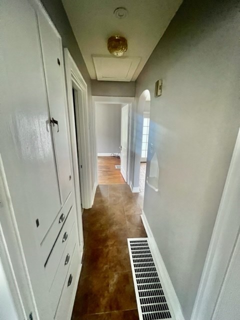 1407 West 3rd Street, Owensboro, Kentucky 42301, 2 Bedrooms Bedrooms, ,1 BathroomBathrooms,Single Family Residence,For Sale,West 3rd Street,86905