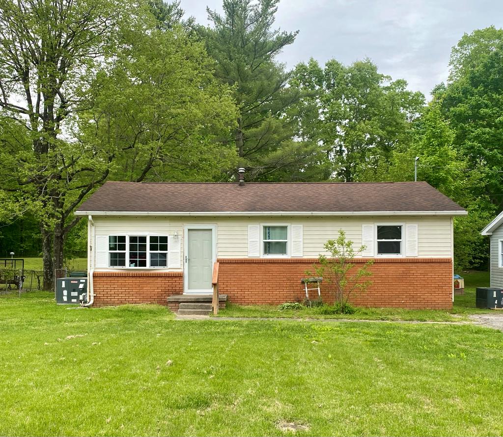 1144 Pepper Drive, Madisonville, Kentucky 42431, 3 Bedrooms Bedrooms, ,1 BathroomBathrooms,Single Family Residence,For Sale,Pepper Drive,86944