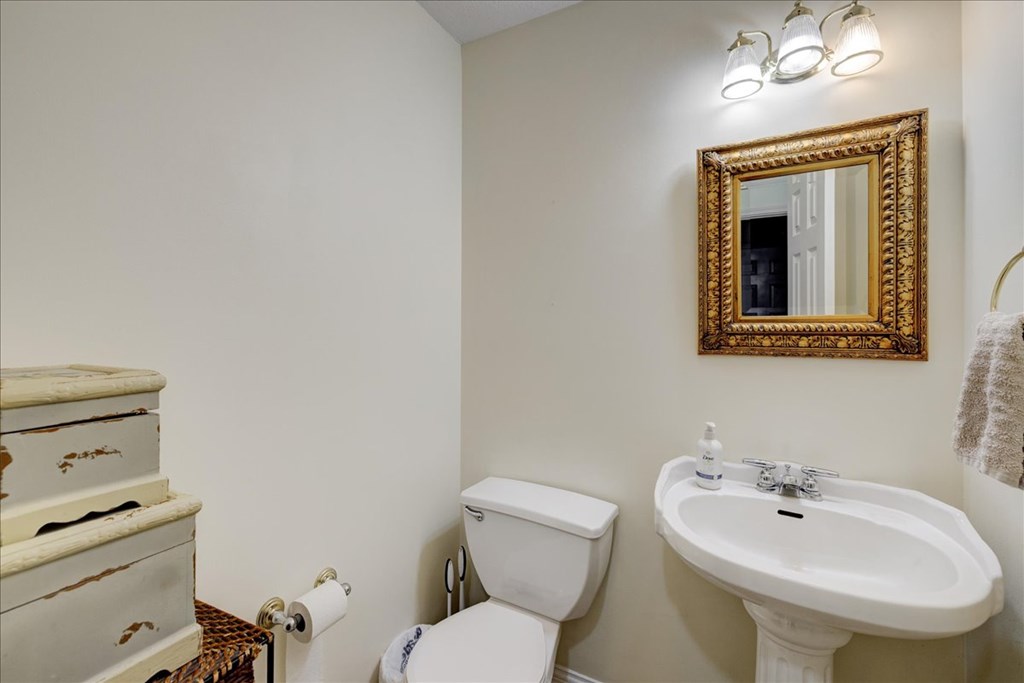 3315 Wood Brook Trail, Owensboro, Kentucky 42303, 4 Bedrooms Bedrooms, ,2 BathroomsBathrooms,Single Family Residence,For Sale,Wood Brook Trail,86977