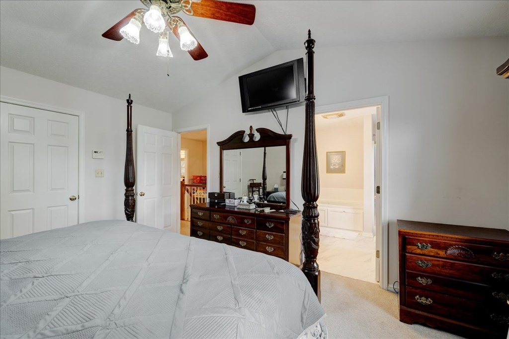 3315 Wood Brook Trail, Owensboro, Kentucky 42303, 4 Bedrooms Bedrooms, ,2 BathroomsBathrooms,Single Family Residence,For Sale,Wood Brook Trail,86977