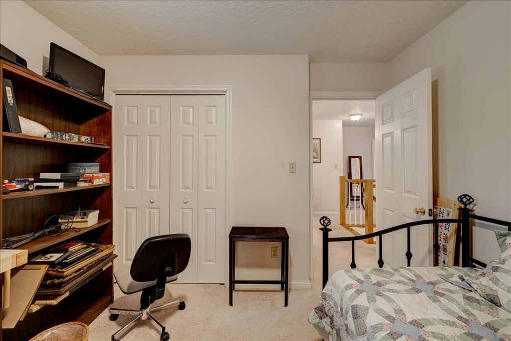 3315 Wood Brook Trail, Owensboro, Kentucky 42303, 4 Bedrooms Bedrooms, ,2 BathroomsBathrooms,Single Family Residence,For Sale,Wood Brook Trail,86977