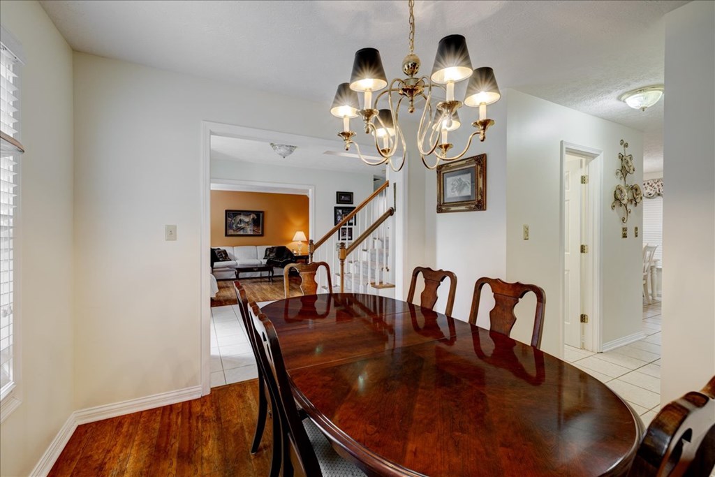 3315 Wood Brook Trail, Owensboro, Kentucky 42303, 4 Bedrooms Bedrooms, ,2 BathroomsBathrooms,Single Family Residence,For Sale,Wood Brook Trail,86977