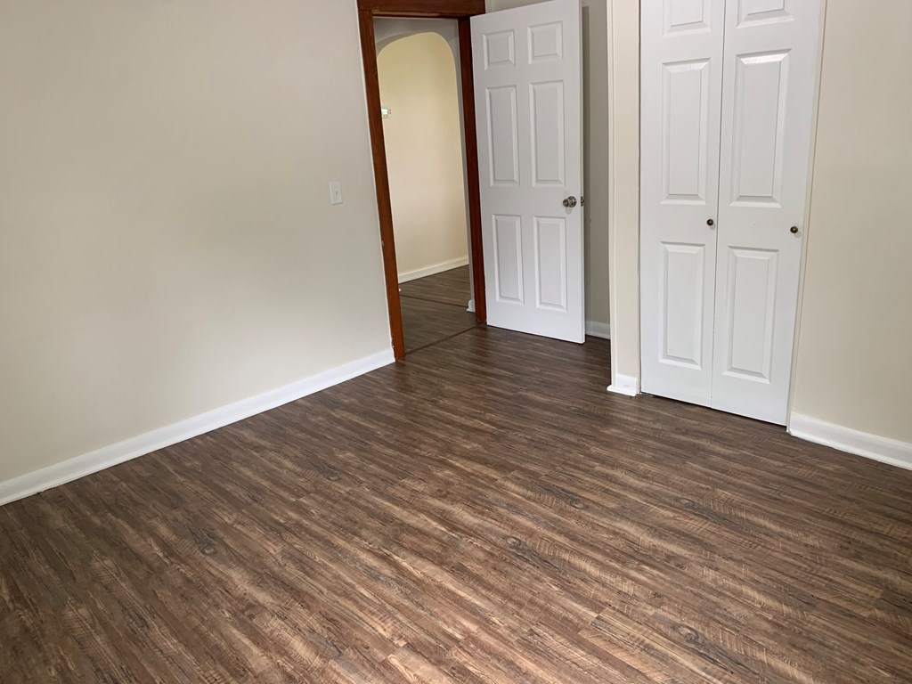8953 HWY 60 W, Daviess Co, Kentucky 42301, 2 Bedrooms Bedrooms, ,1 BathroomBathrooms,Single Family Residence,For Sale,HWY 60 W,87033
