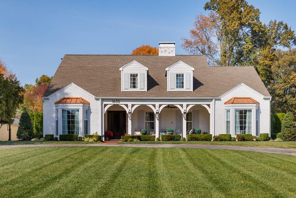 1633 Griffith Ave, Owensboro, Kentucky 42301, 6 Bedrooms Bedrooms, ,4 BathroomsBathrooms,Single Family Residence,For Sale,Griffith Ave,87043