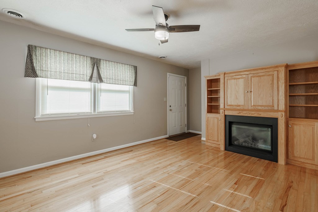 4090 Highway 142, Philpot, Kentucky 42366, 3 Bedrooms Bedrooms, ,1 BathroomBathrooms,Single Family Residence,For Sale,Highway 142,87084
