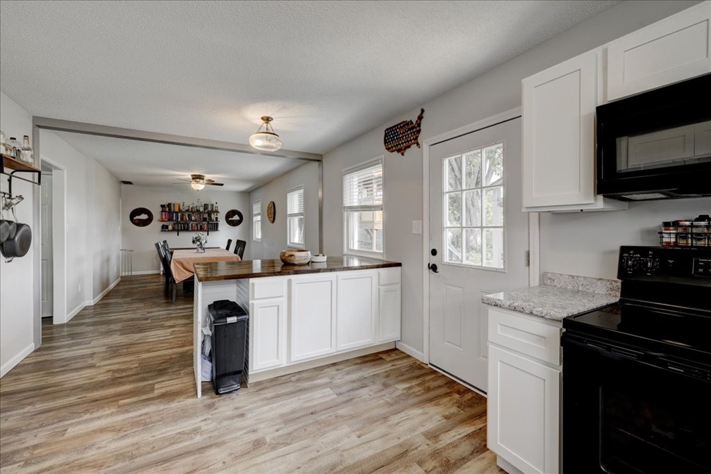 2242 Middleground Drive, Owensboro, Kentucky 42301, 4 Bedrooms Bedrooms, ,2 BathroomsBathrooms,Single Family Residence,For Sale,Middleground Drive,87092