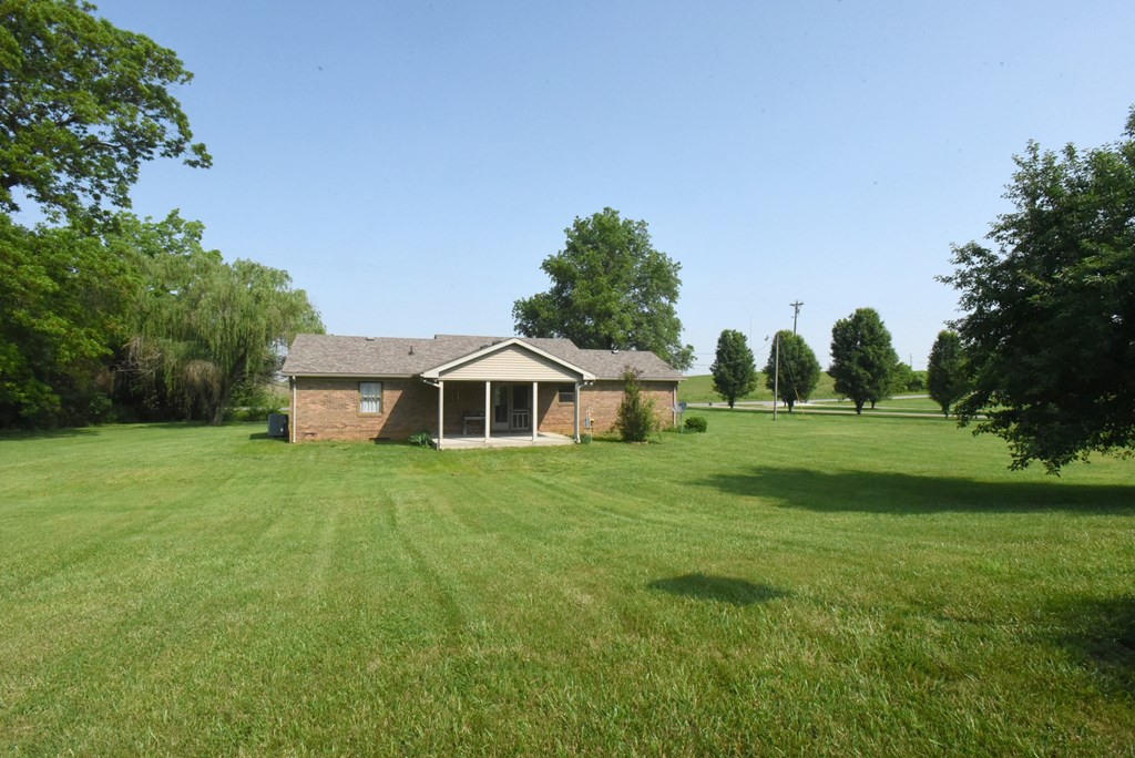 6663 US Highway 41 Alternate, Henderson, Kentucky 42420, 21 Bedrooms Bedrooms, ,1 BathroomBathrooms,Single Family Residence,For Sale,US Highway 41 Alternate,87094