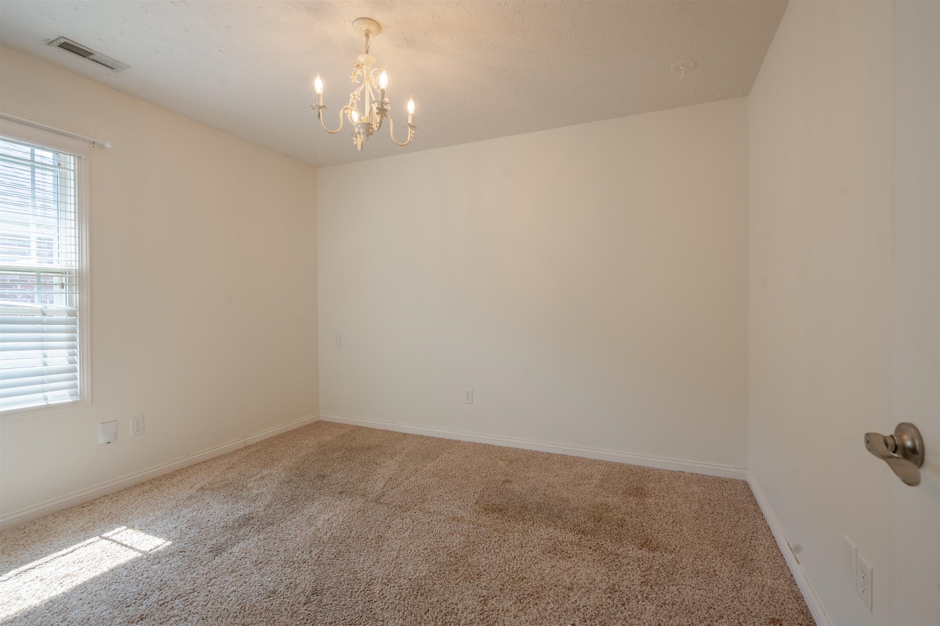 2406 Winning Colors Way, Owensboro, Kentucky 42301, 5 Bedrooms Bedrooms, ,2 BathroomsBathrooms,Single Family Residence,For Sale,Winning Colors Way,87118