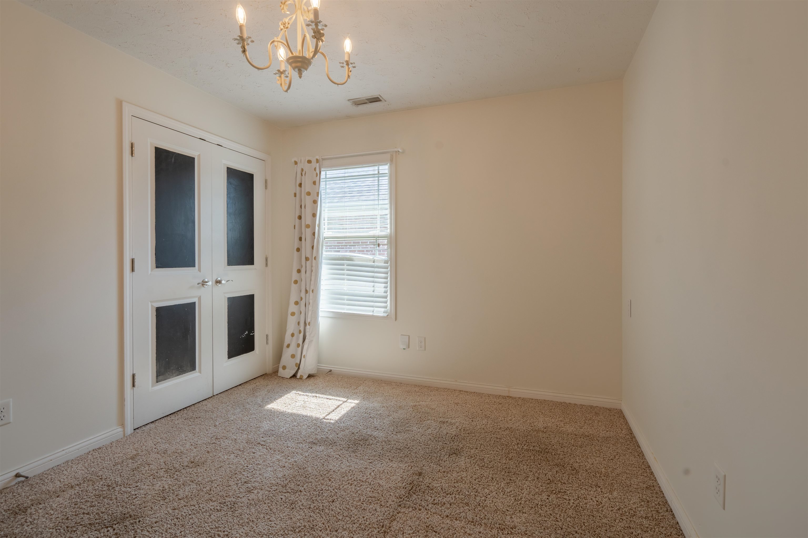 2406 Winning Colors Way, Owensboro, Kentucky 42301, 5 Bedrooms Bedrooms, ,2 BathroomsBathrooms,Single Family Residence,For Sale,Winning Colors Way,87118