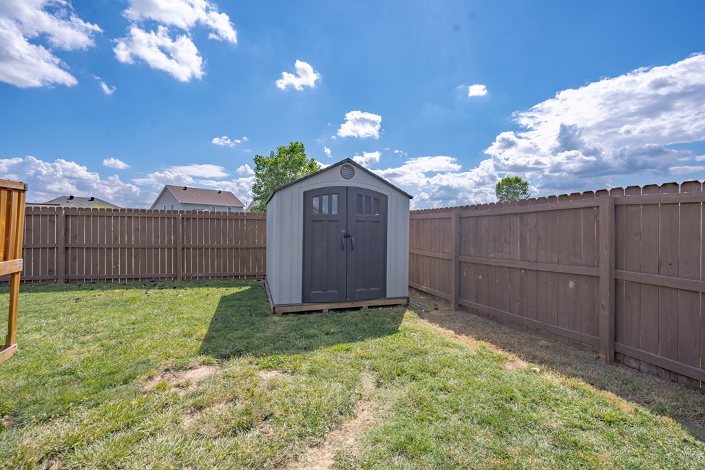 2406 Winning Colors Way, Owensboro, Kentucky 42301, 5 Bedrooms Bedrooms, ,2 BathroomsBathrooms,Single Family Residence,For Sale,Winning Colors Way,87118