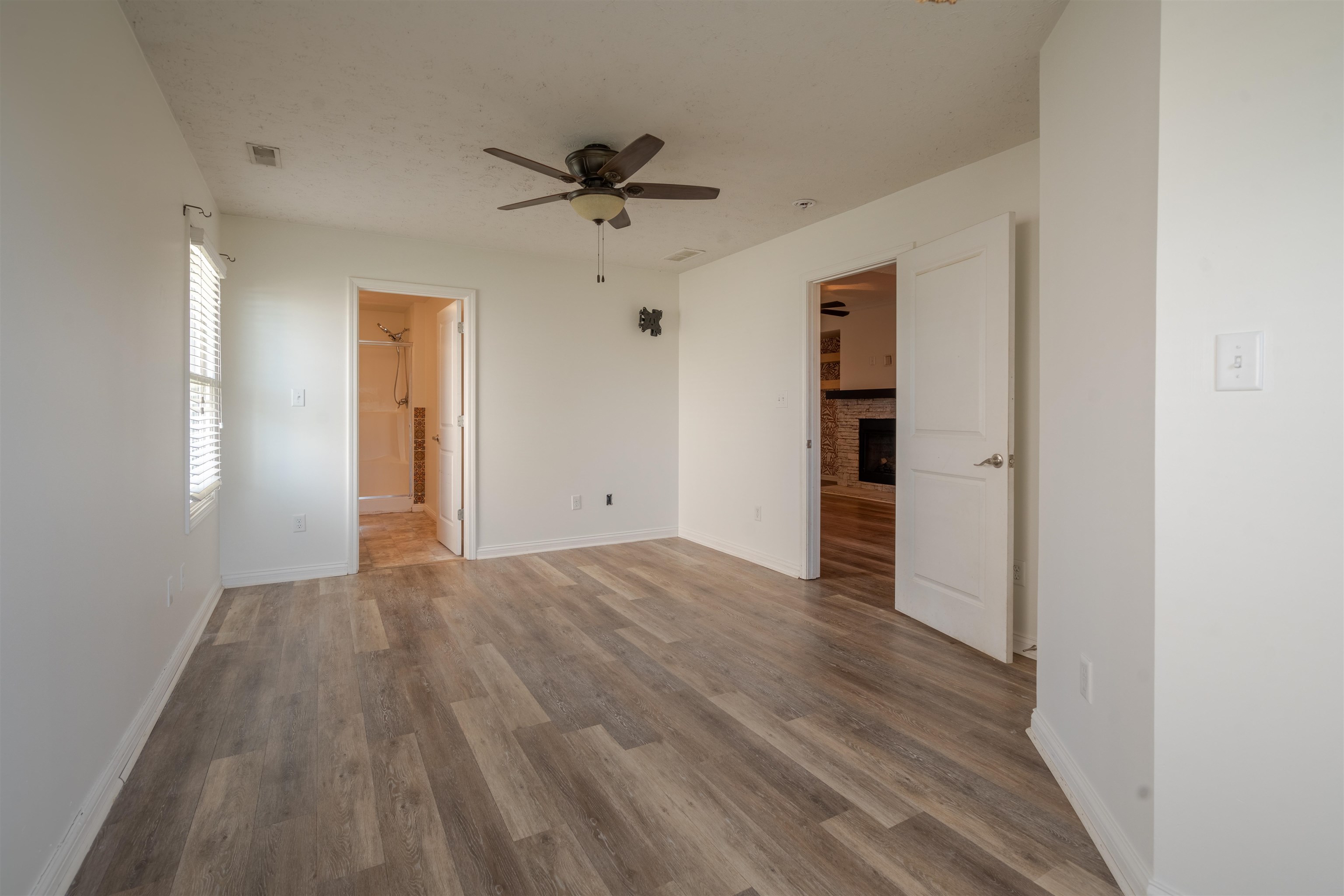 2406 Winning Colors Way, Owensboro, Kentucky 42301, 5 Bedrooms Bedrooms, ,2 BathroomsBathrooms,Single Family Residence,For Sale,Winning Colors Way,87118