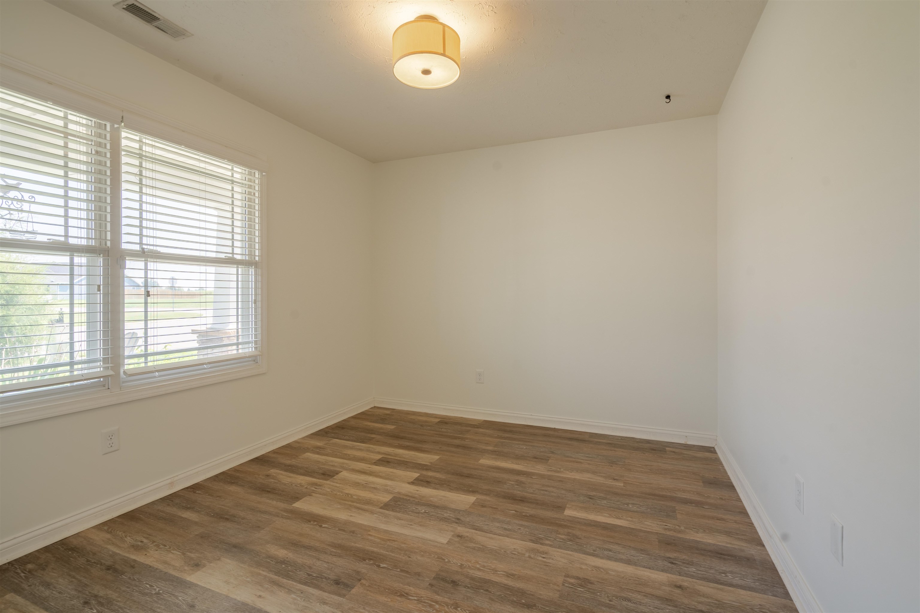2406 Winning Colors Way, Owensboro, Kentucky 42301, 5 Bedrooms Bedrooms, ,2 BathroomsBathrooms,Single Family Residence,For Sale,Winning Colors Way,87118