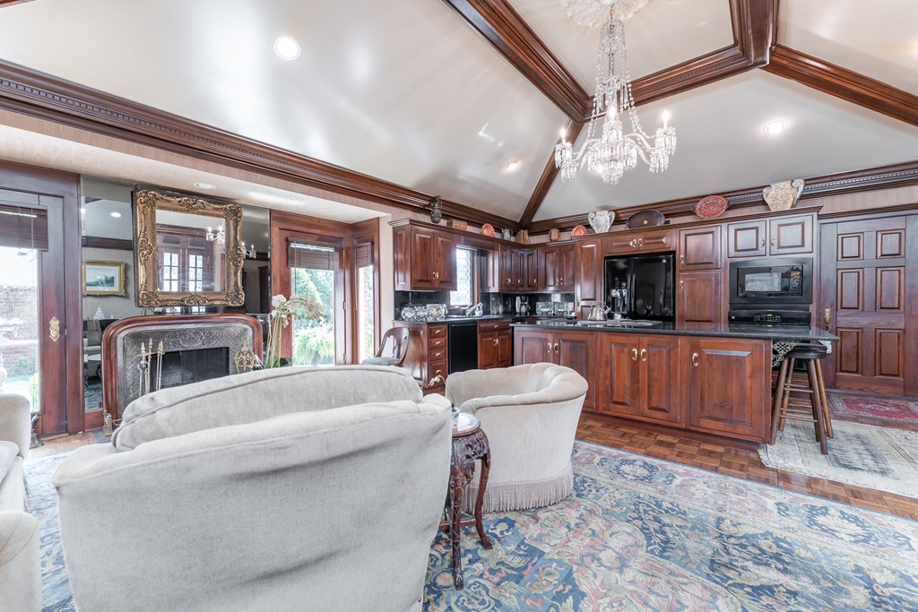 2125 Sheridan Place, Owensboro, Kentucky 42301, 4 Bedrooms Bedrooms, ,2 BathroomsBathrooms,Single Family Residence,For Sale,Sheridan Place,87128