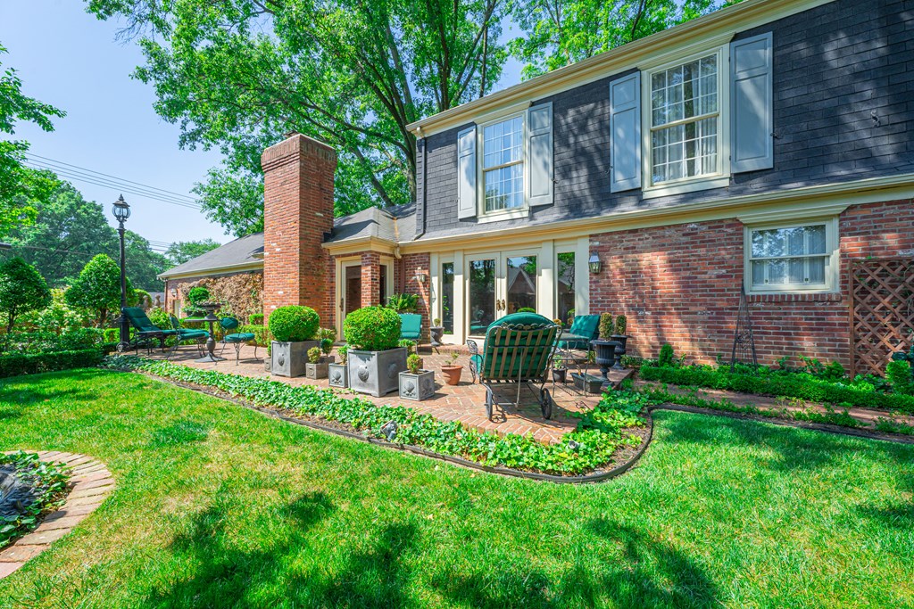 2125 Sheridan Place, Owensboro, Kentucky 42301, 4 Bedrooms Bedrooms, ,2 BathroomsBathrooms,Single Family Residence,For Sale,Sheridan Place,87128