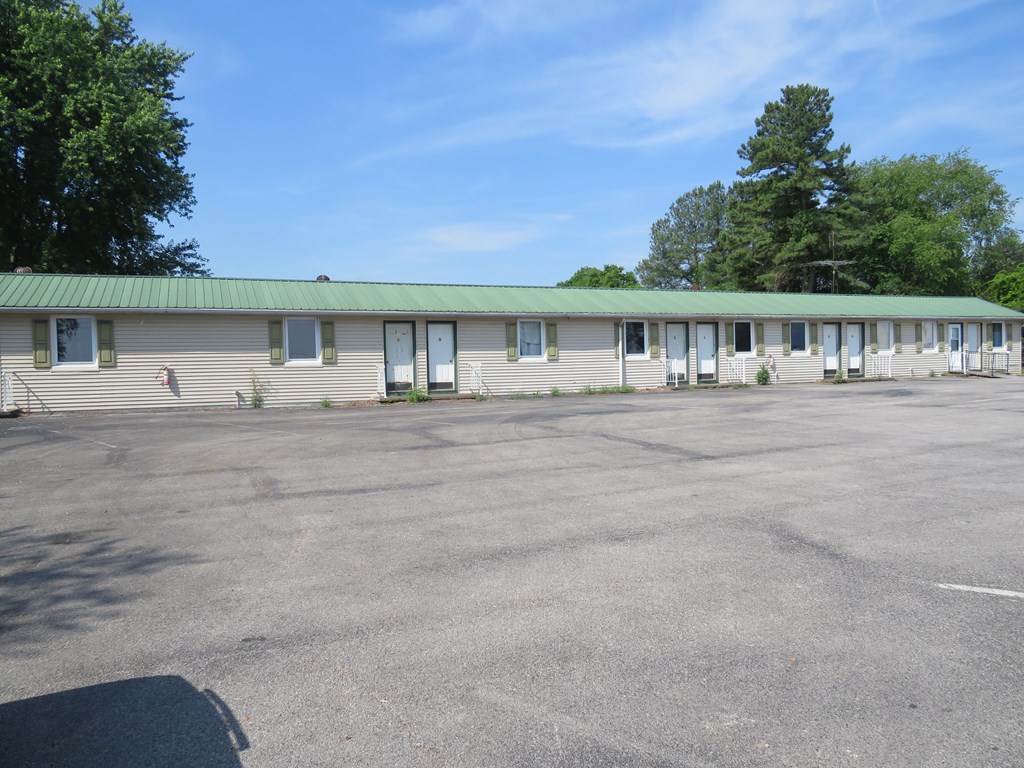 2225 INDIAN LAKE DRIVE, Hawesville, Kentucky 42348, 3 Bedrooms Bedrooms, ,2 BathroomsBathrooms,Single Family Residence,For Sale,INDIAN LAKE DRIVE,87163