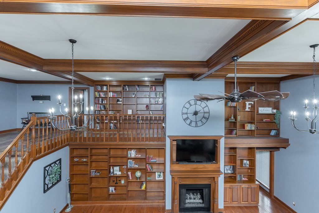2221 Fairview Drive, Owensboro, Kentucky 42303, 4 Bedrooms Bedrooms, ,3 BathroomsBathrooms,Single Family Residence,For Sale,Fairview Drive,87173