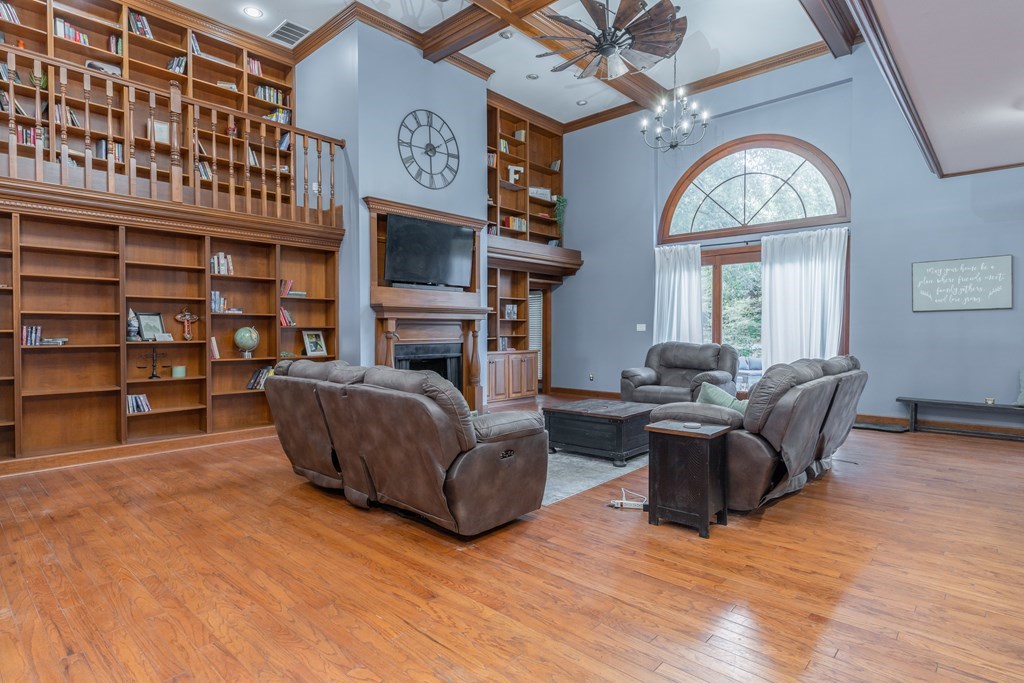 2221 Fairview Drive, Owensboro, Kentucky 42303, 4 Bedrooms Bedrooms, ,3 BathroomsBathrooms,Single Family Residence,For Sale,Fairview Drive,87173