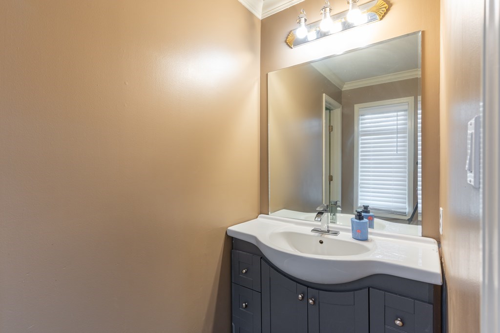 2221 Fairview Drive, Owensboro, Kentucky 42303, 4 Bedrooms Bedrooms, ,3 BathroomsBathrooms,Single Family Residence,For Sale,Fairview Drive,87173